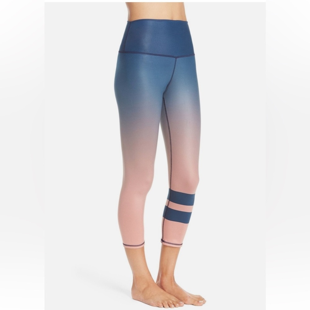 ALO High‎ Waist Airbrush Capris in Pink/Blue Ombre Size S - Picture 2 of 12